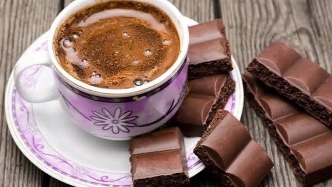 Kahvenin yanına tercihiniz ne olur?