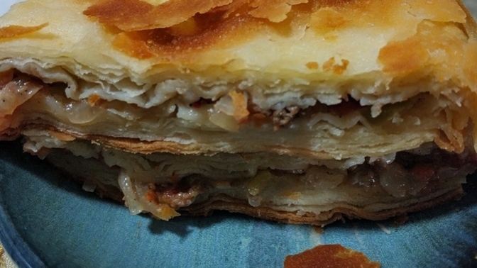 Kıymalı mı peynirli börek mi?
