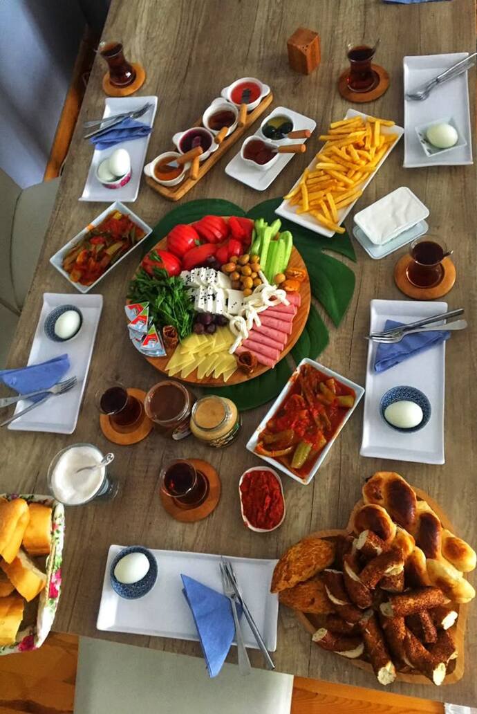 Güzel bir kahvaltının olmazsa olmazı nedir?