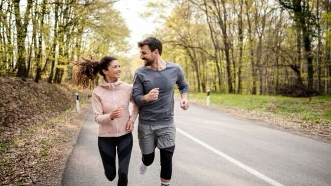 Spor öncesinde metabolizma hızınızı çoğaltmak için kahve mi enerji içeceği mi içersiniz?