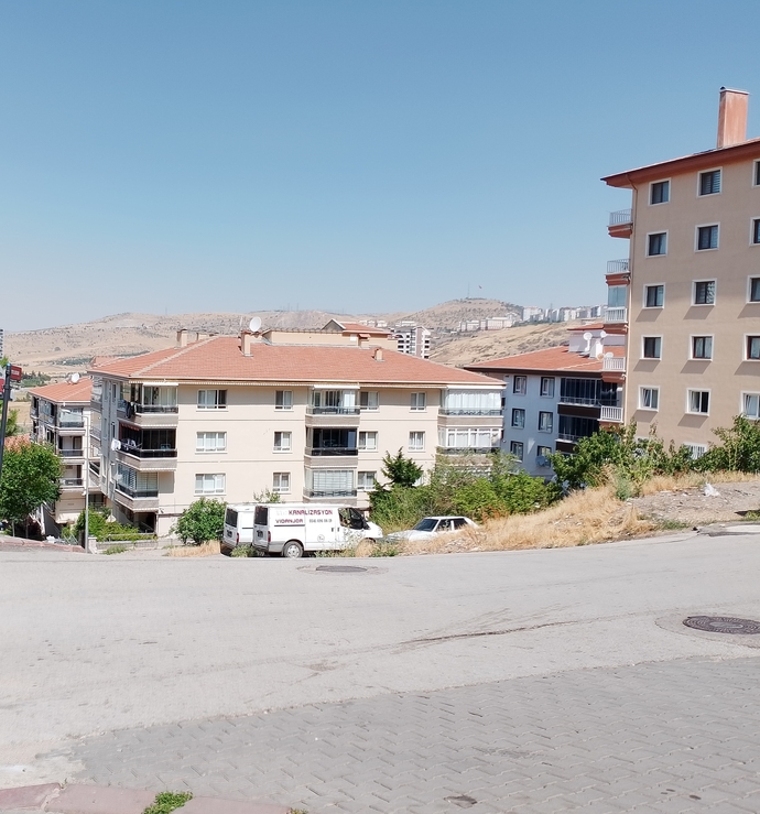Ankara  gerçekten çöl gibi değil mi?