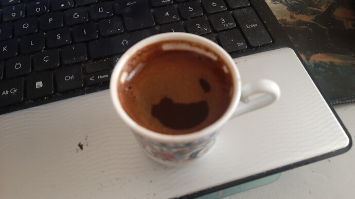 Keyifler nasıl, ben kahve keyfi yapıyorum?