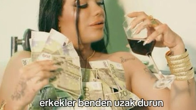 Evli ya da sevgilisi olan birisiyle olur musunuz?