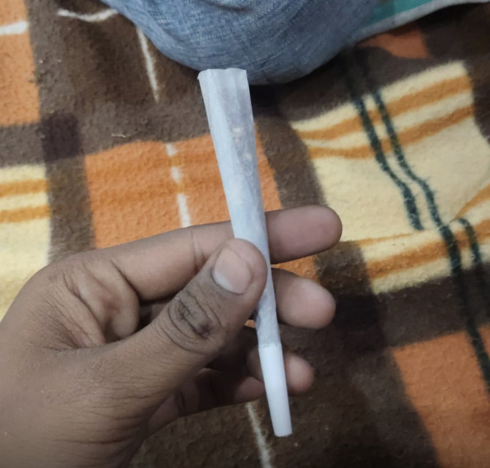 Bunu attı bu ne