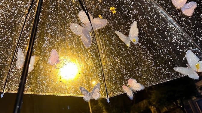Yağmur altında ıslanmayı sever misin?