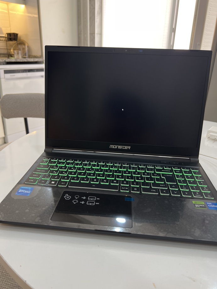 Laptop ekranı açılmıyor?
