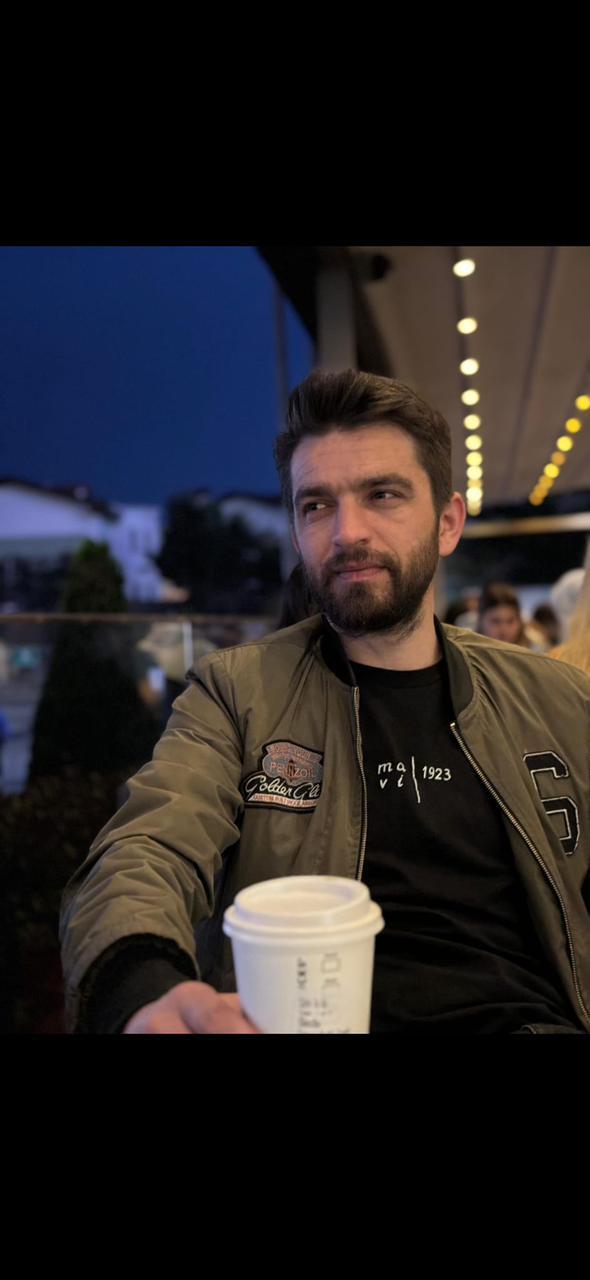 Biri size böyle baksa ne düşünürsünüz?