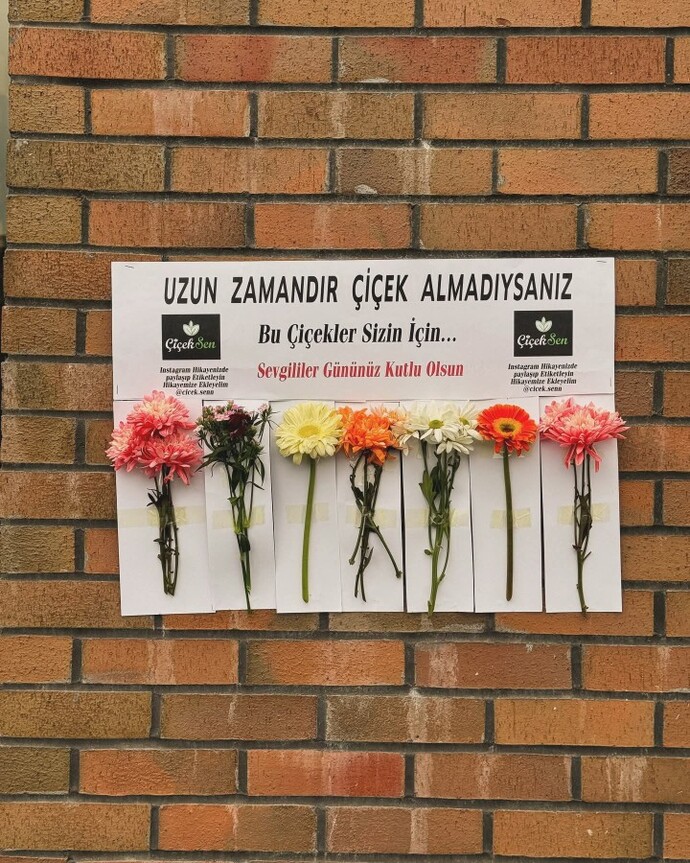 Hayatında hiç çiçek almayan var mı?