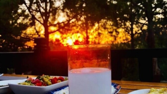 Güneşi yavaş yavas gömerken siz içinize neleri gömüyorsunuz?