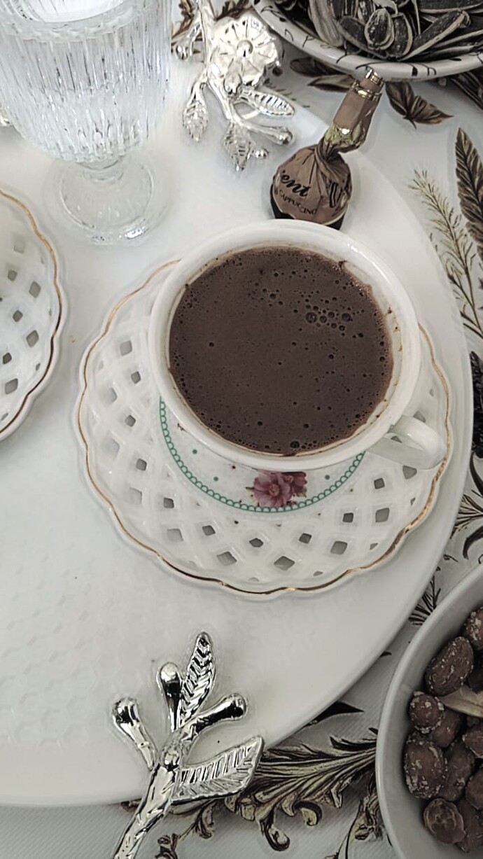 Kahve bağımlısı olmakla kafein bağımlısı olmak aynı şey midir?