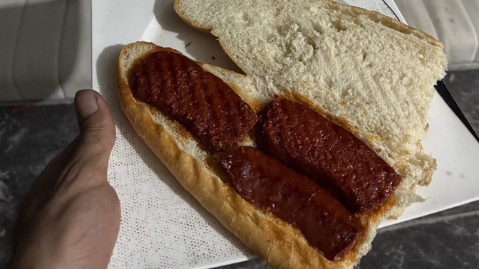 Sucuk ekmek mi köfte ekmek mi 😉?