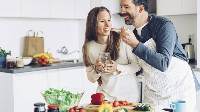 Eşinizin yemek yapmaması sizin için sorun olur mu?