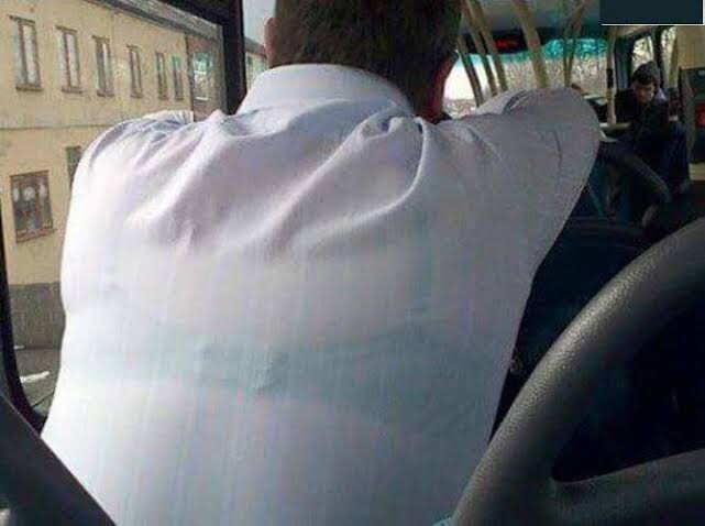 Erkekler de sütyen takmalı mı?