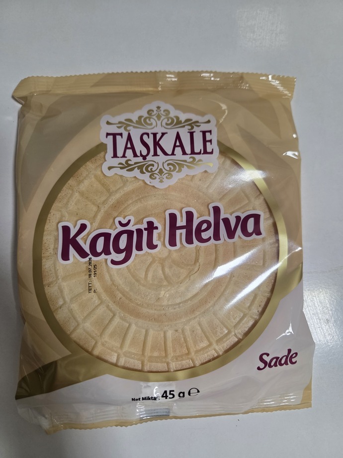 Kağıt helva arası dondurma seven var mı?