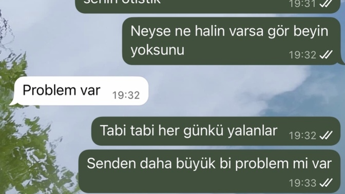 Arkadaşlar 2 senedir sevdiğim görüştüğüm ama sevgili olmadığımız şahısla konuşmamız. Sizce haksız mıyım?
