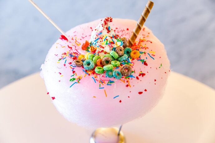 Size hangi pamuk şekeri ısmarlardım söyliyimmi 🍭🍬?