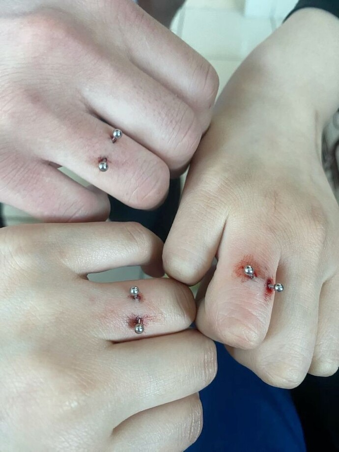 Piercing cok guzel bir şey degil mi?