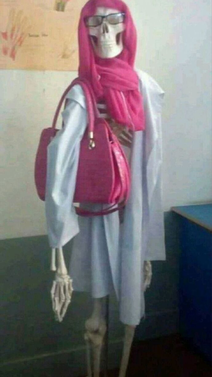 Lütfen biri ışınlanmayı bulsun bu sıcak neee?
