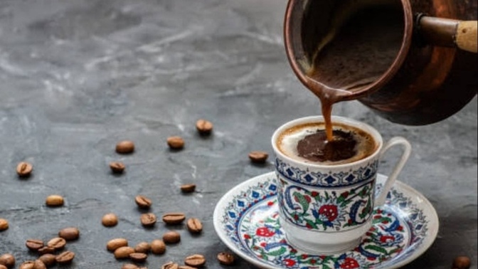 Türk Kahvesi mi, Çay mı?