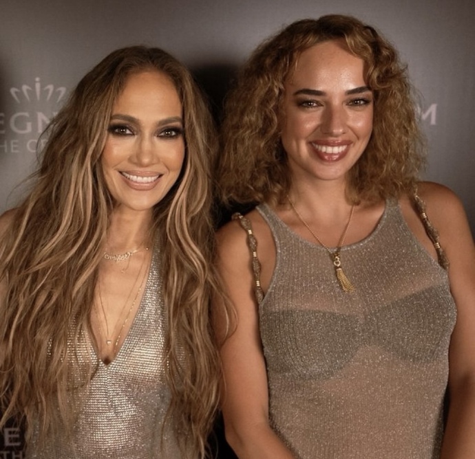 Jlo ile foto çekinmenin bedeli 100 bin TL imiş, siz çekinmek ister miydiniz?