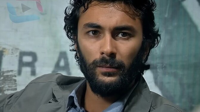 Saçlarınızın şekli doğal mı yoksa şekillendirici ürünler mi kullanmayı tercih ediyorsunuz?