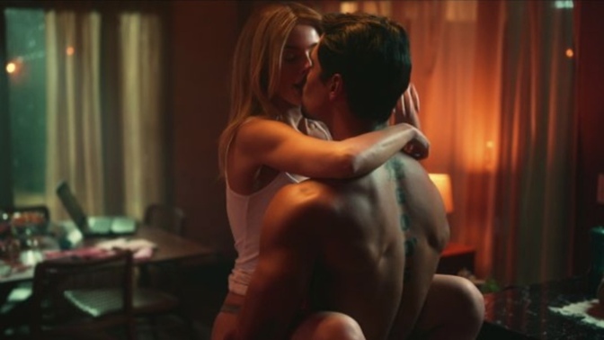 Seksi zevkli kılan şey erotizm midir romantizm mi?