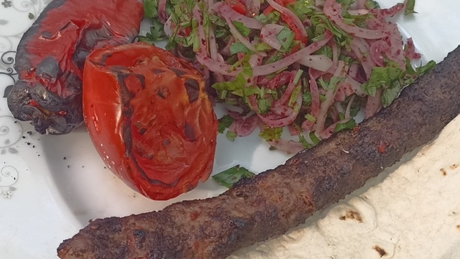 Gezmelerde bile mangal yermisiniz?