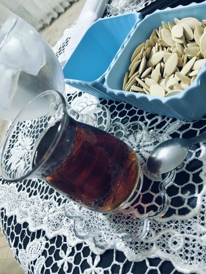 On defada izlesem bıkmam dediğiniz Türk dizisi ya da  filmi var mı?