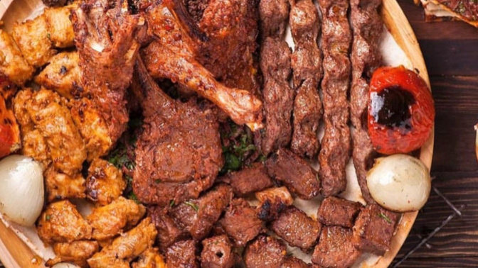 Bu tabağı acıksan bitirebilir misin?