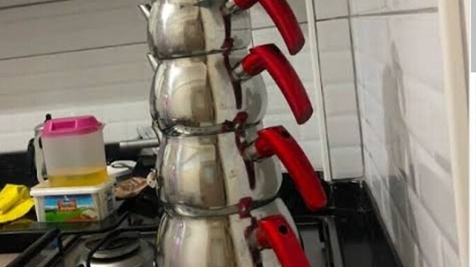Çay koydum gelen var mı 🤣🤣🤣?