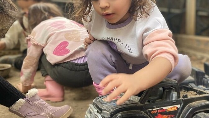 Çocuklara neden hep aynı masallar anlatılır?