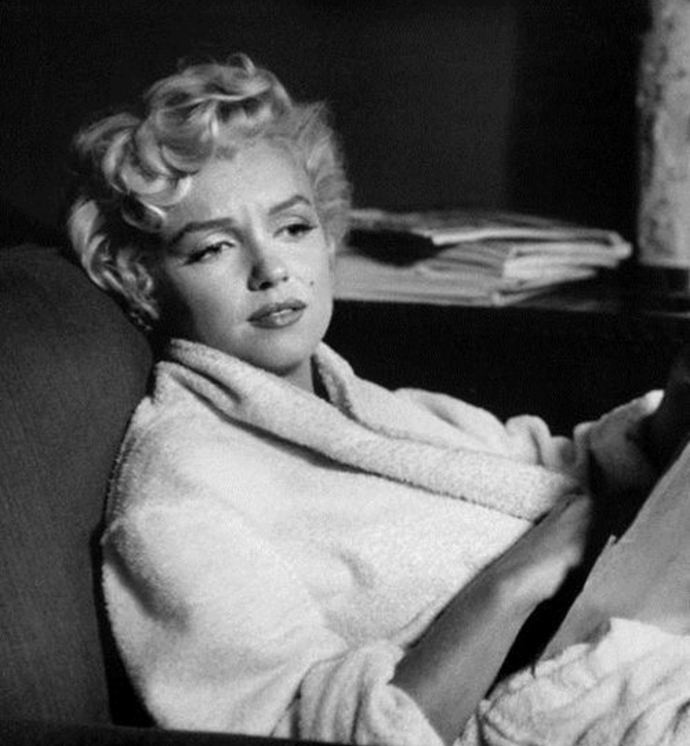 Ne diyorsun Monroe?