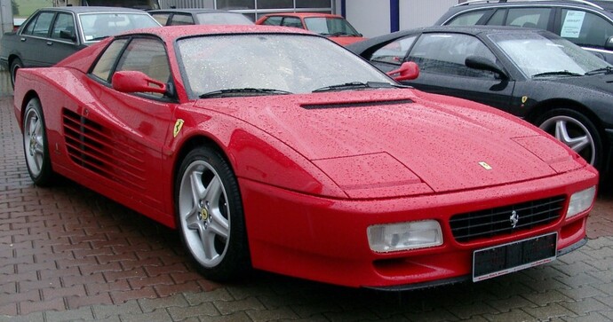 Yolda eski bir Ferrari görseniz dikkatinizi çeker mi?