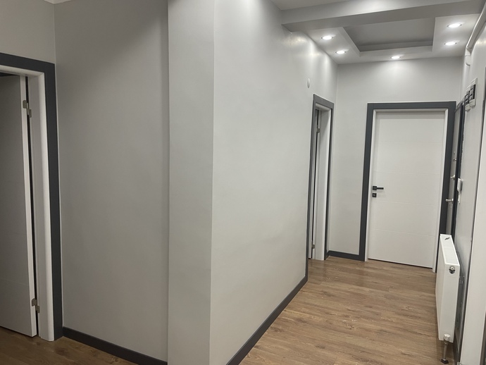 Evin koridorunda dolap koymaya yer yok ne yapabilirim?