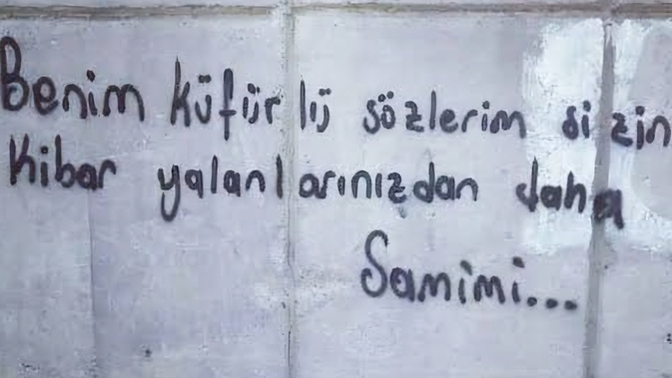Küfürlü konuşan kişiler samimi gelir mi?