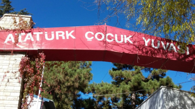 Anne ve babası olmadan büyümüş kişilere güvenilir mi?
