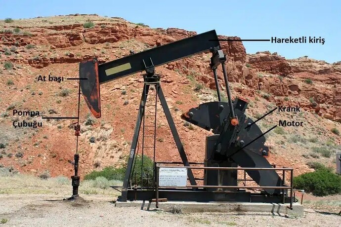 Bakan Bayraktar: 4 Milyar dolarlık petrol bulundu! Sizce durumumuz düzelir mi?