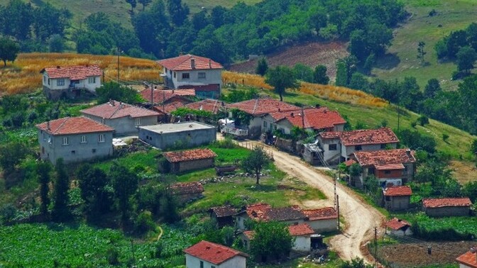 Büyükşehire bağlı bir köyde yaşamak ister miydiniz?