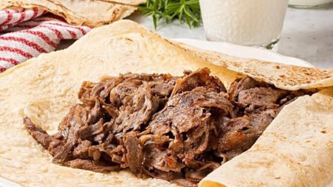 Gece gece et döner yer misin?