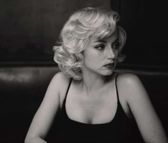 Gör ve duy Monroe