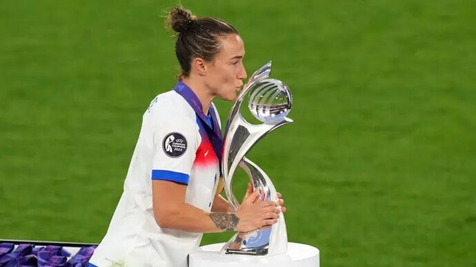 İngilterenin UEFA Women s Euro 2025 te Lionesses lâkaplı kadın milli futbol takımının galibiyetini nasıl buldunuz?