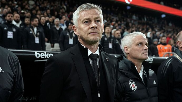 Sizce Beşiktaş′ın Avrupa Ligi′nden elenme sebebi nedir?