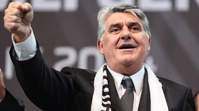 Sizce Beşiktaş′ın Avrupa Ligi′nden elenme sebebi nedir?