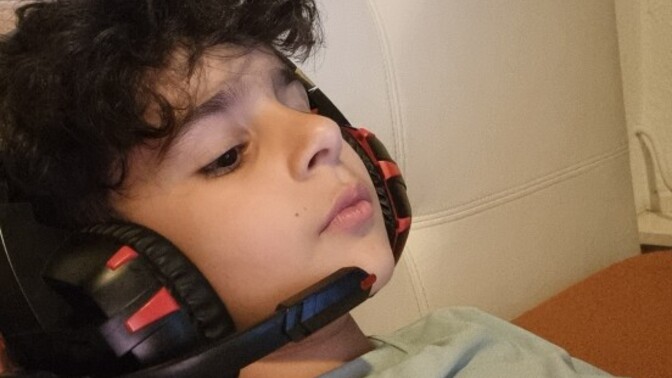 Oğlumun saçları bebek iken kıvırcıktı, tekrar kıvırcık olur mu?