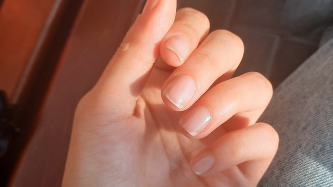 Kısa ve ojesiz tırnaklarım beni bakımsız gösterir mi 💅🏻?