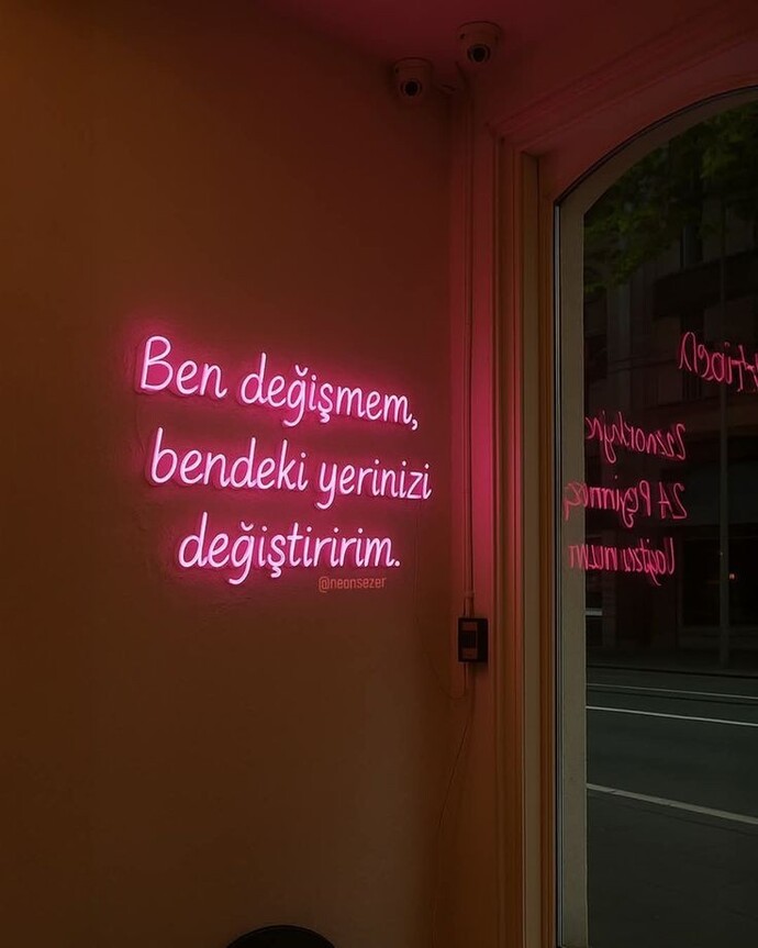 Çok sevdiğiniz bir arkadaşınızı tek kalemde silebilir misiniz?