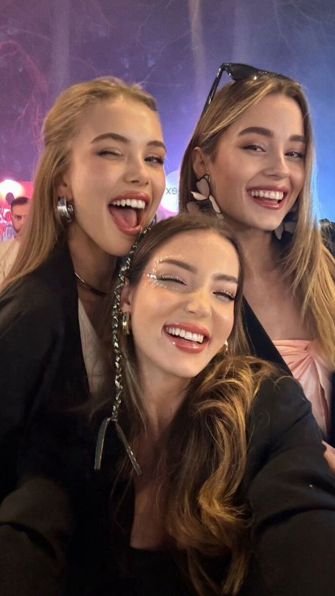 Hemcinslerinizden iltifat almanız hoşunuza gidermi 💗🍒?