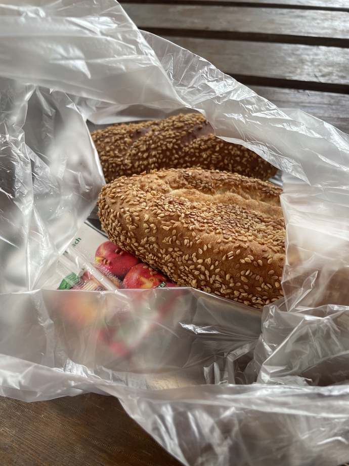 Türkiye’de insanlar neden bu kadar geç uyanıyor 🙄?