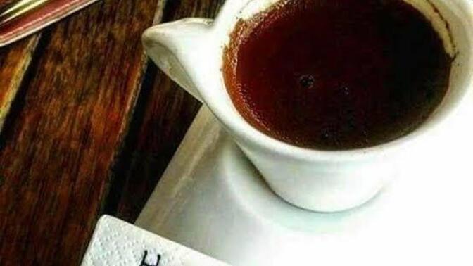 Siteden tanıştığınız birinin kahve teklifini kabul eder misiniz?