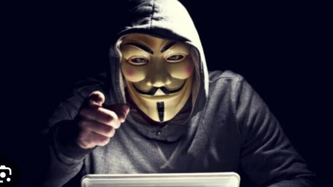 Hacker olsaydiniz ne yapardiniz 🧐?